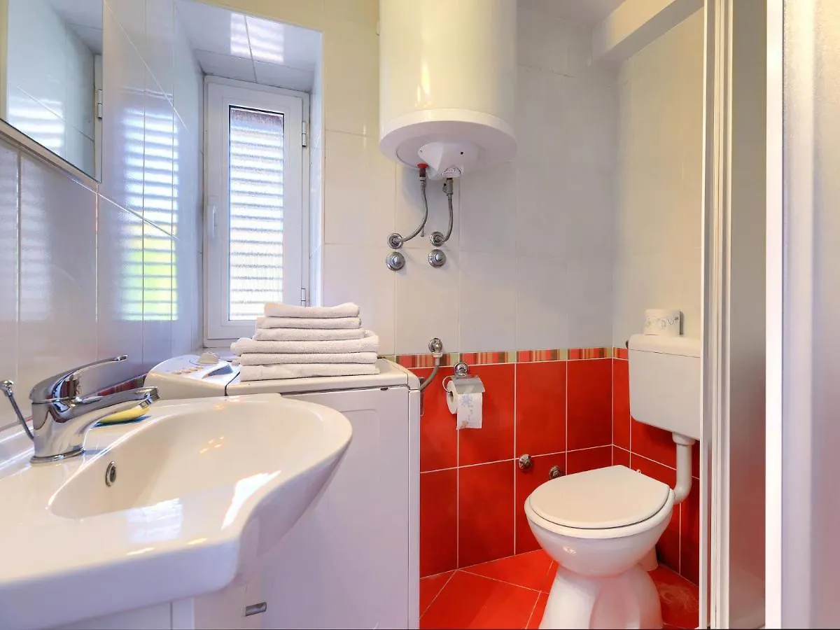 Charming Apartment With Private Terrace In Porec